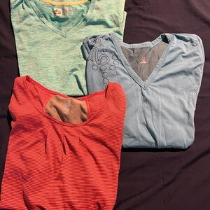 Stylish Women's Exercise Tops Set - Red, Green, Blue